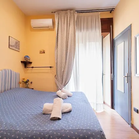 Cla.pa H. Group - Dislocated Hospitality