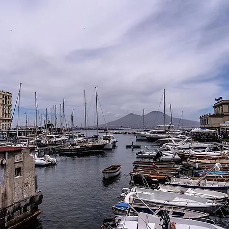 Cla.pa H. Group - Dislocated Hospitality Napels