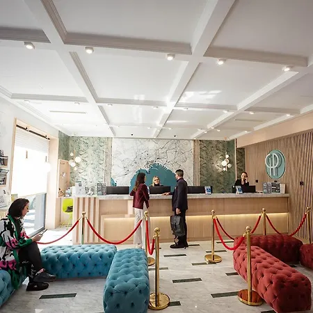 Cla.pa H. Group - Dislocated Hospitality