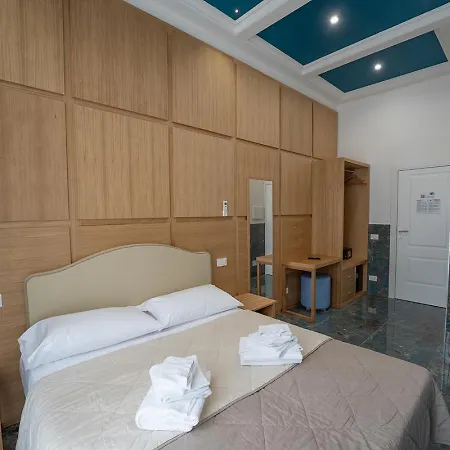 Cla.pa H. Group - Dislocated Hospitality