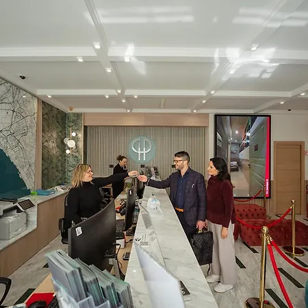 Cla.pa H. Group - Dislocated Hospitality * Napoli