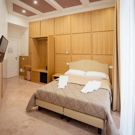 Cla.pa H. Group - Dislocated Hospitality نابولي
